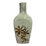 Handmade ceramic vase craft work