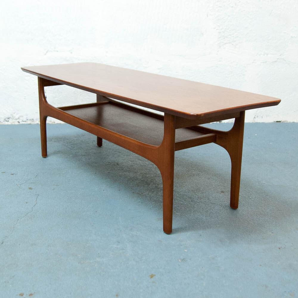Coffee table Scandinavian 117cm