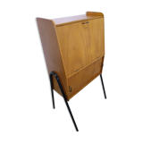 Scandinavian secretary