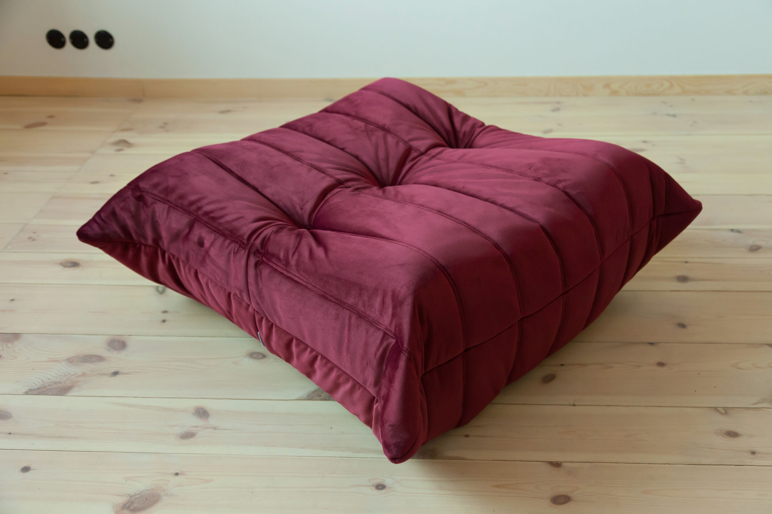 Togo sofa set model designed by Michel Ducaroy 1973