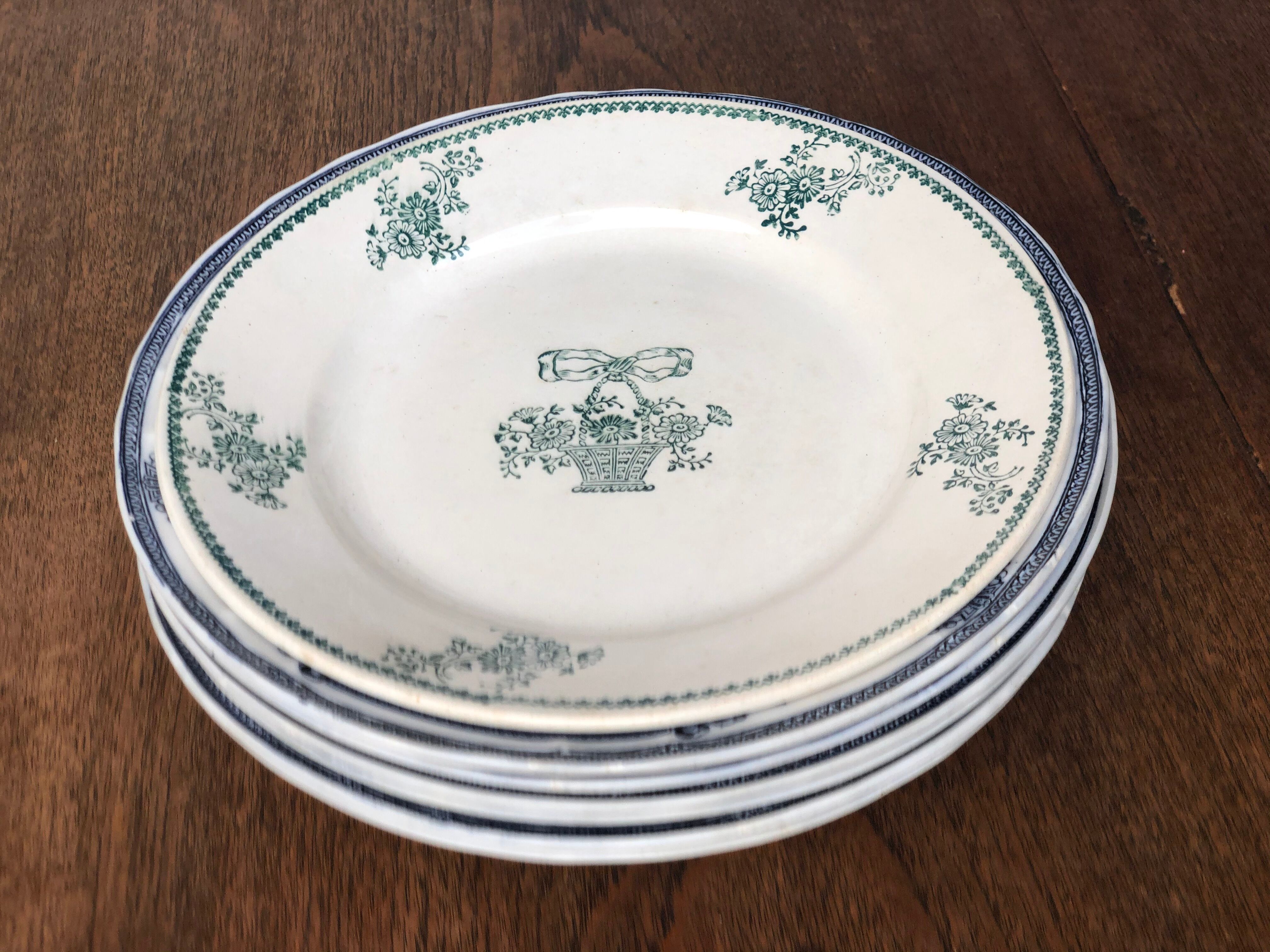 Lot of 7 plates old iron land of saint Amand hamage north model medallion