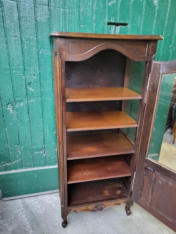 Showcase 1 door with 3 sides walnut windows louis xv style