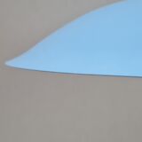 Suspension in enamelled sheet metal and wood