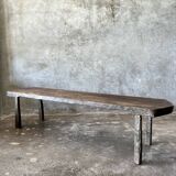 Grande table basse arrondie en teck asiatique ancien