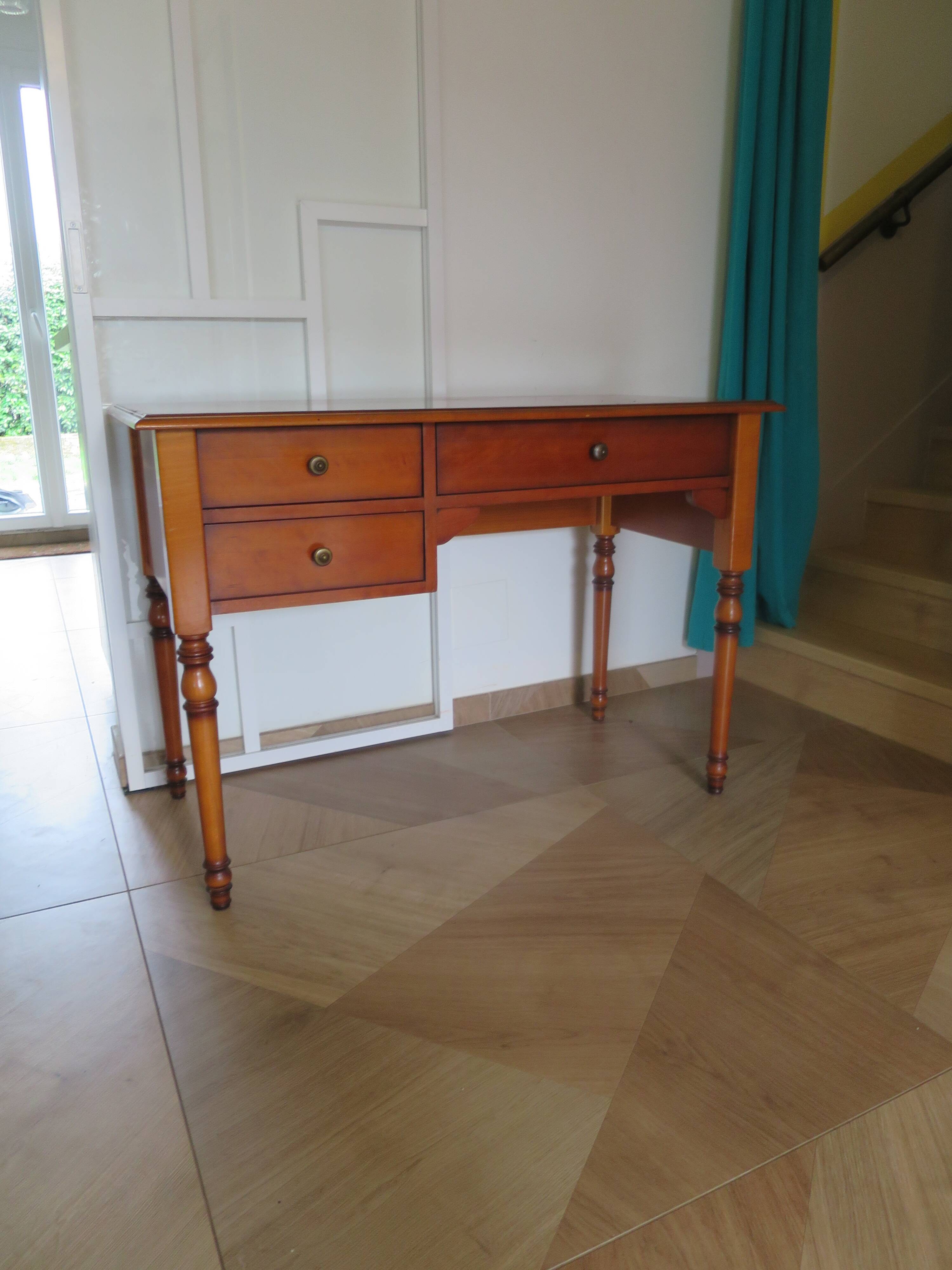 Small minister's desk - 3 drawers - cherry wood - Louis Philippe style