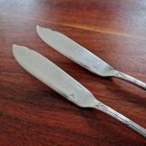 Christofle - Set of 2 fish knives, Rubans croisés model, in silver-plated metal