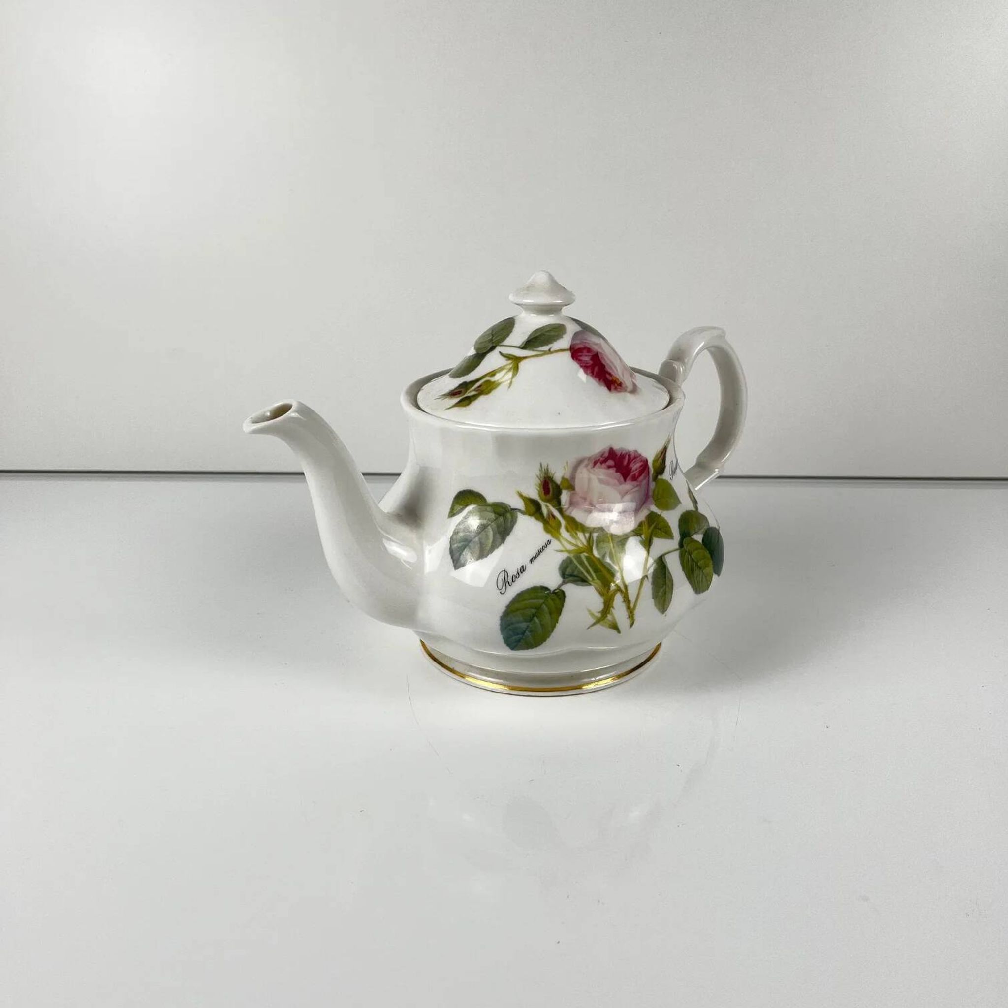 Théière Redouté roses, Roy Kirkham, Angleterre, 1996