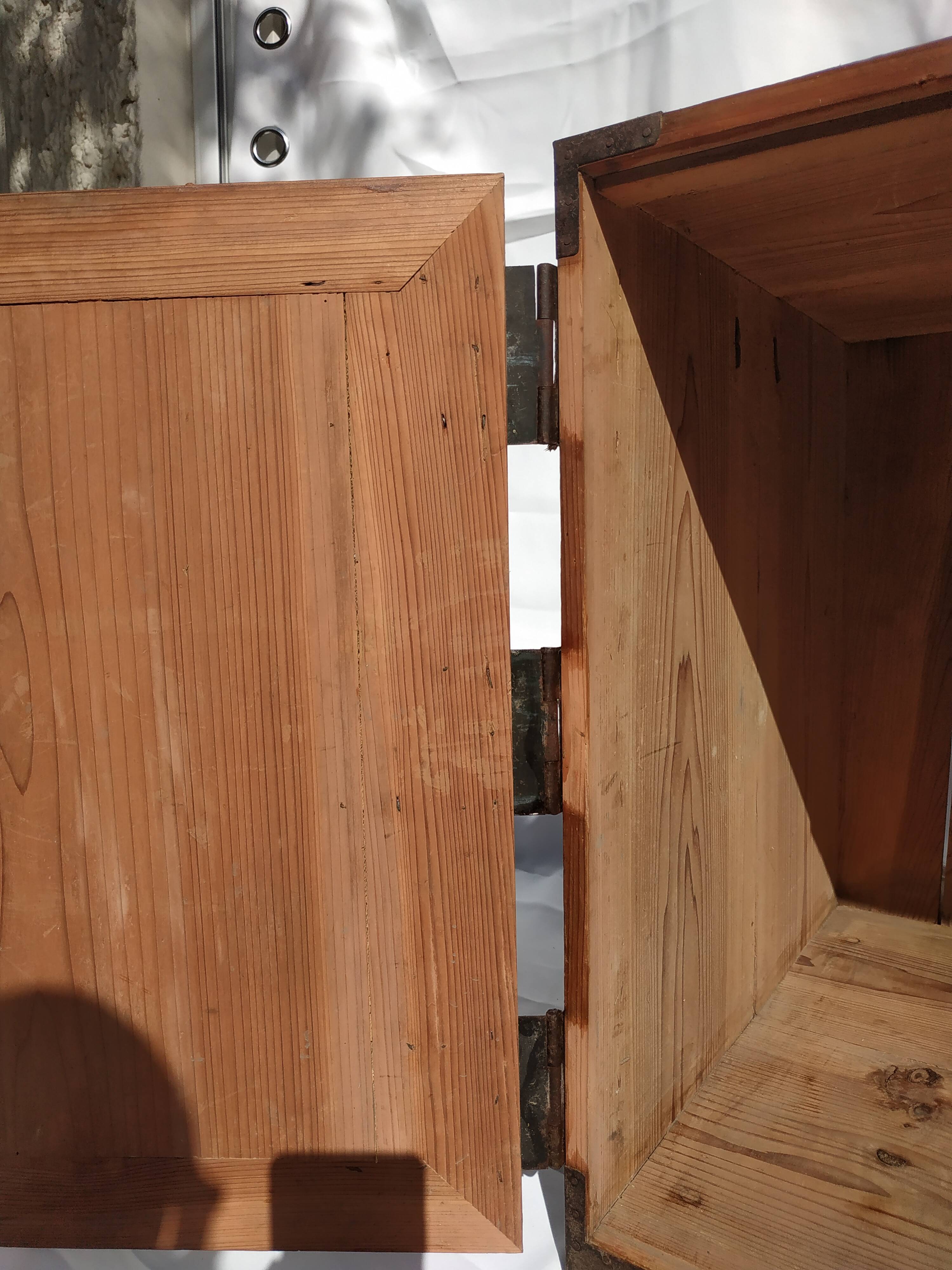 Bottom box Japan 19th second half 19th