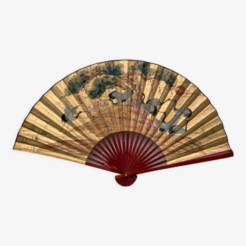 Chinese wall fan in lacquered wood gold paper with bird decoration