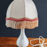 Porcelain table lamp with floral decoration