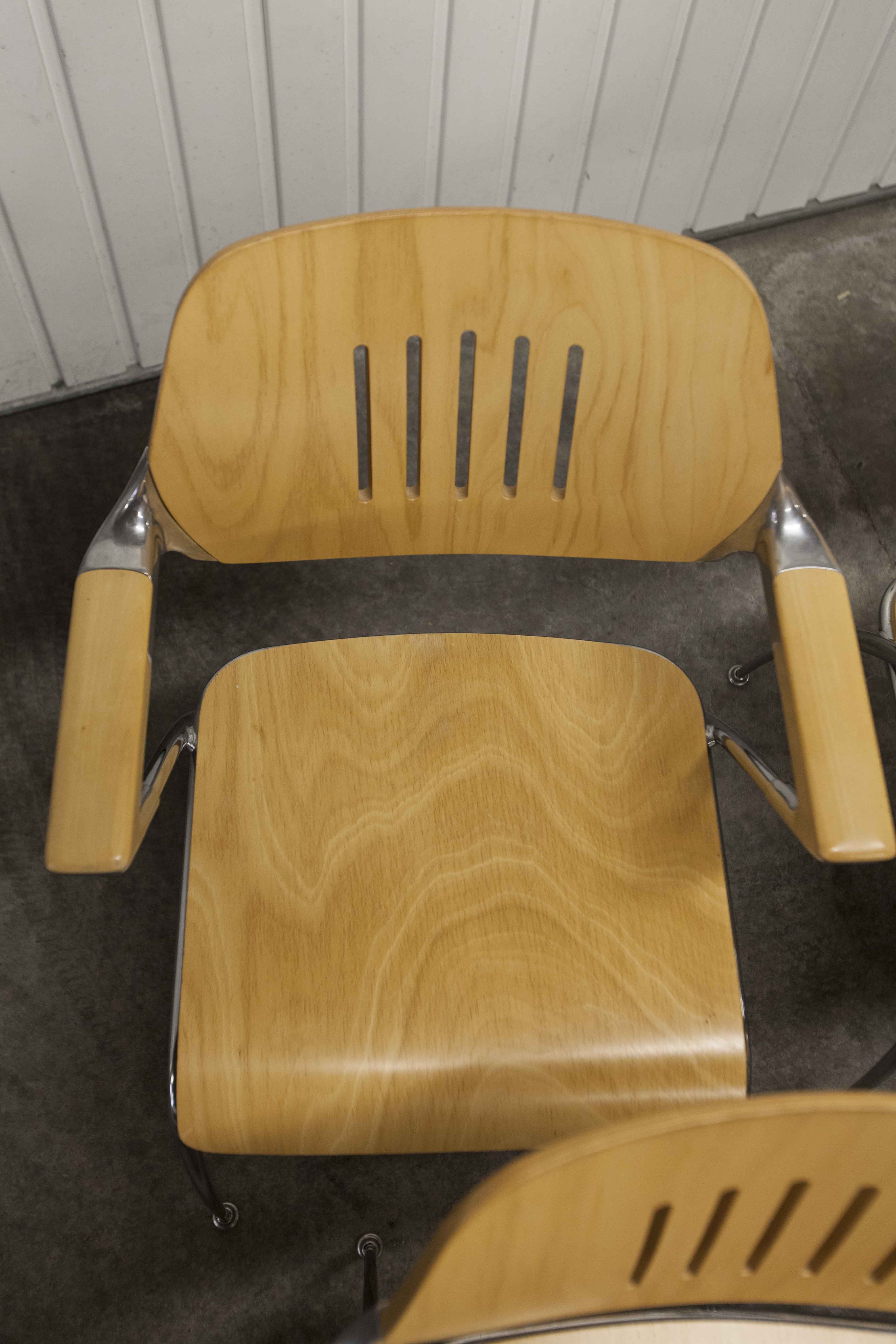 Lot of 6 "Golf" model chairs designed by Francesco Zaccone for the Brunner brand
