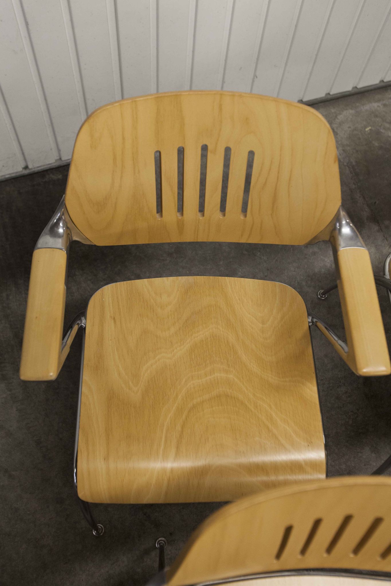 Lot of 6 "Golf" model chairs designed by Francesco Zaccone for the Brunner brand