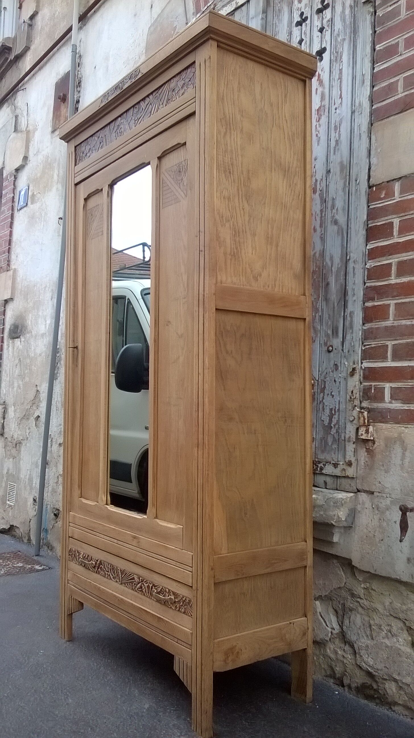 Raw Parisian wardrobe year 30