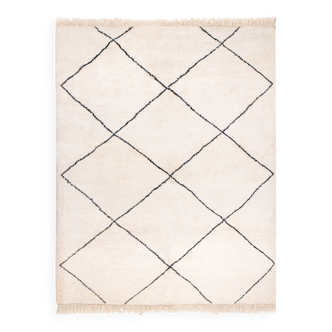 Tapis berbere beni ouarain ecru avec lignes noires 300 x 220 cm