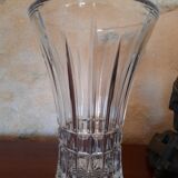 Vase cristal taillé