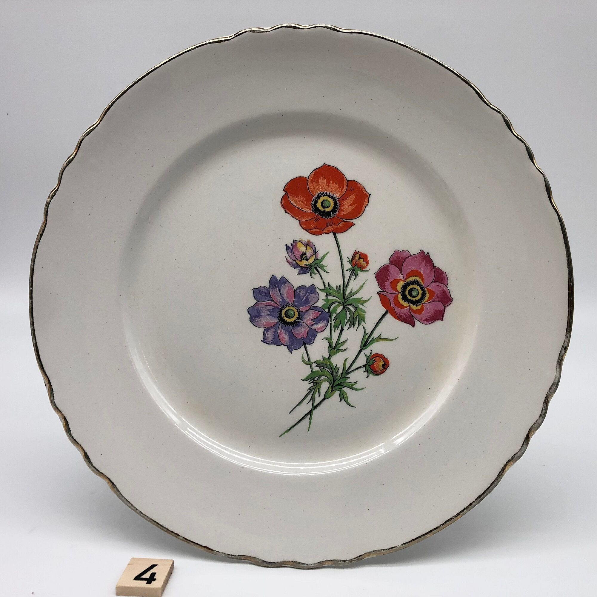 6 Flat porcelain plates "Moulin des Loups" Beaulieu model