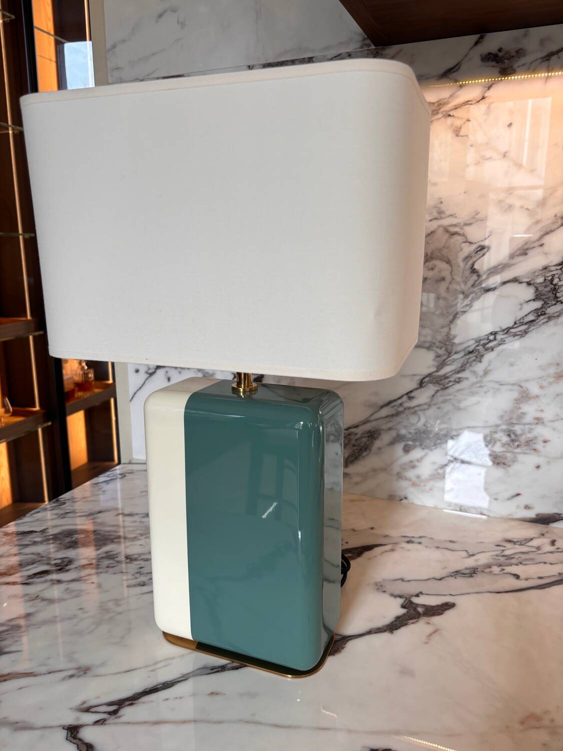 Bourbon Red Edition Jade Ivory Lamp