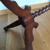 Solid wood pedestal table spiral base