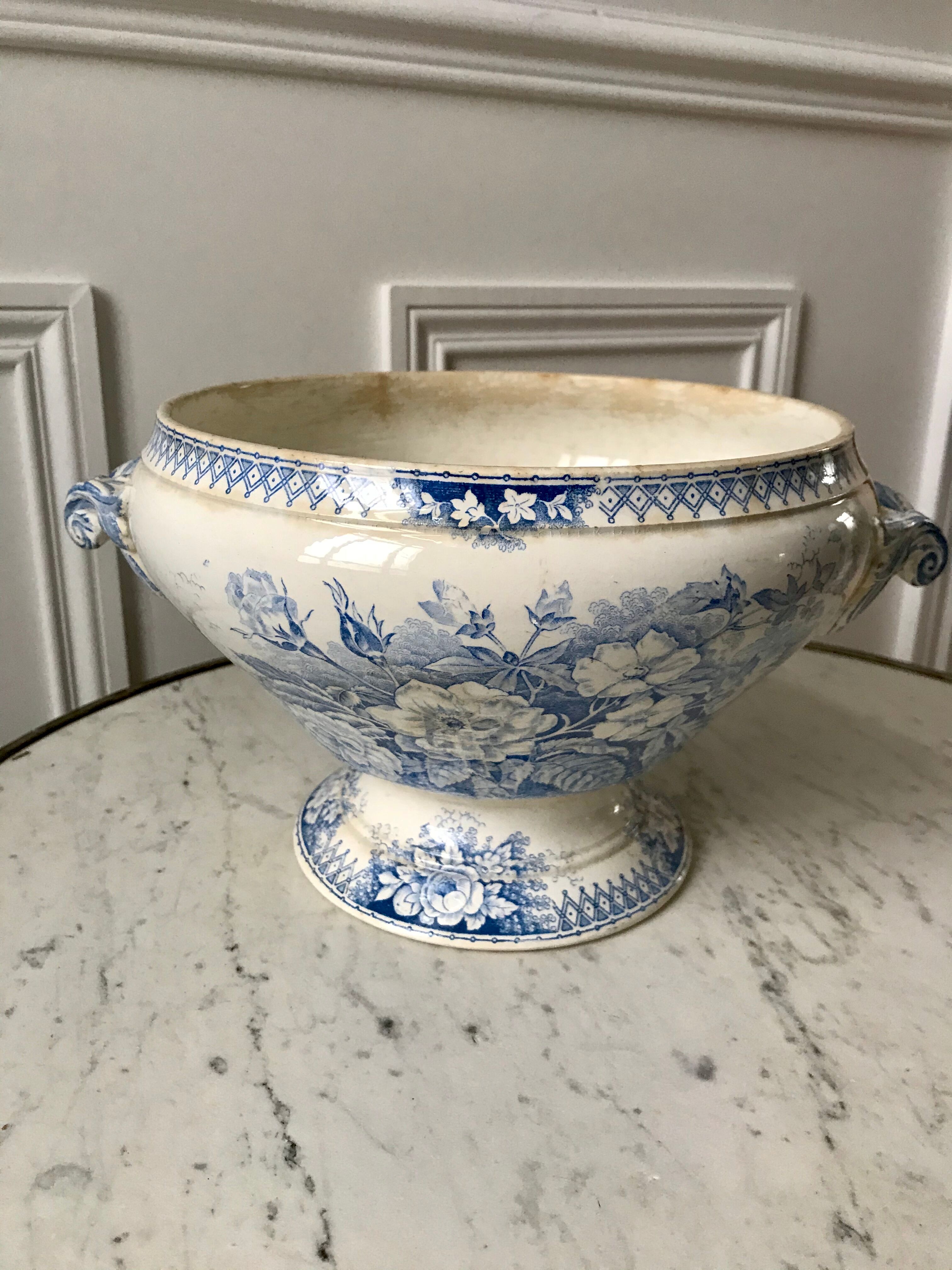 salad bowl Terre de Fer Digoin Sarreguemines model "Planter" late nineteenth