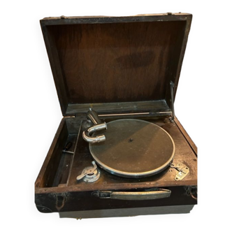 Phonograph suitcase house raphael