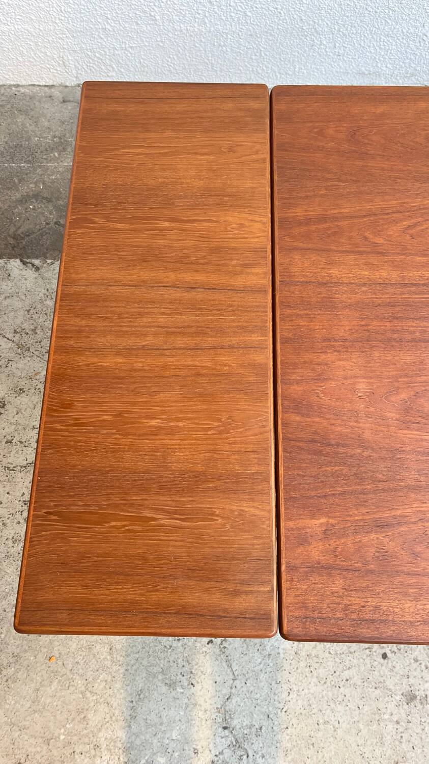 Table scandinave avec rallonges