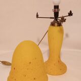 Lampe champignon pâte de verre jaune tacheté rouge