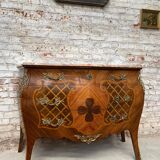 Chest of drawers stamped in marquetry Louis XV style