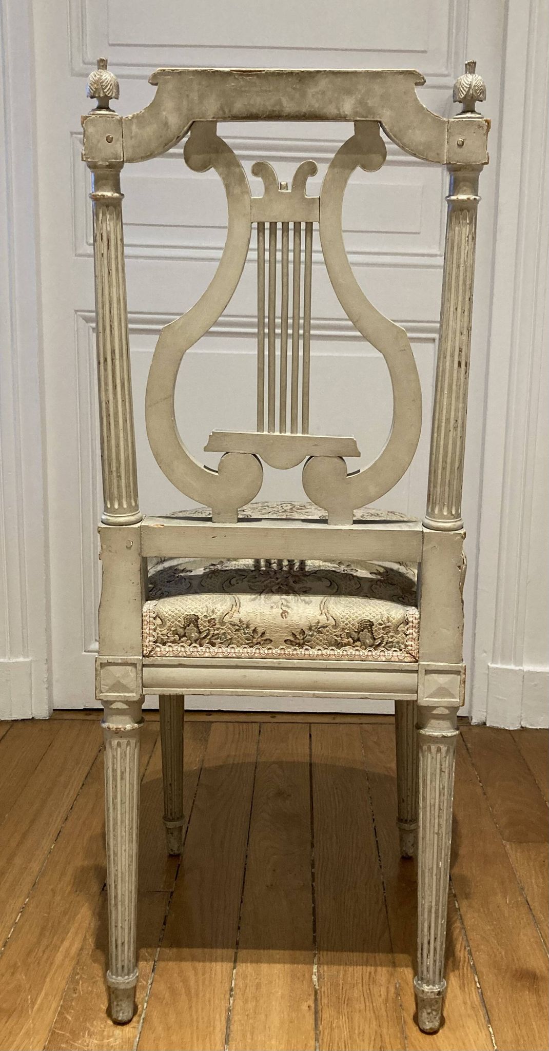 Pair of chairs, lyre back, based on a model by Jacob, Louis XVI style.