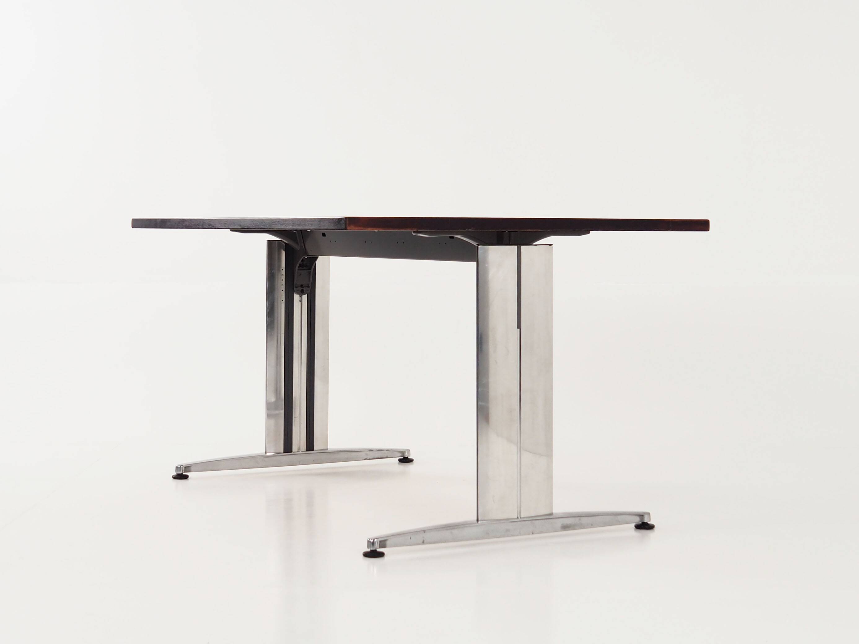 Bureau en palissandre, années 1970, design danois, production : Danemark