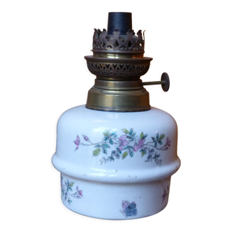 Foot hand-painted porcelain oil lamp