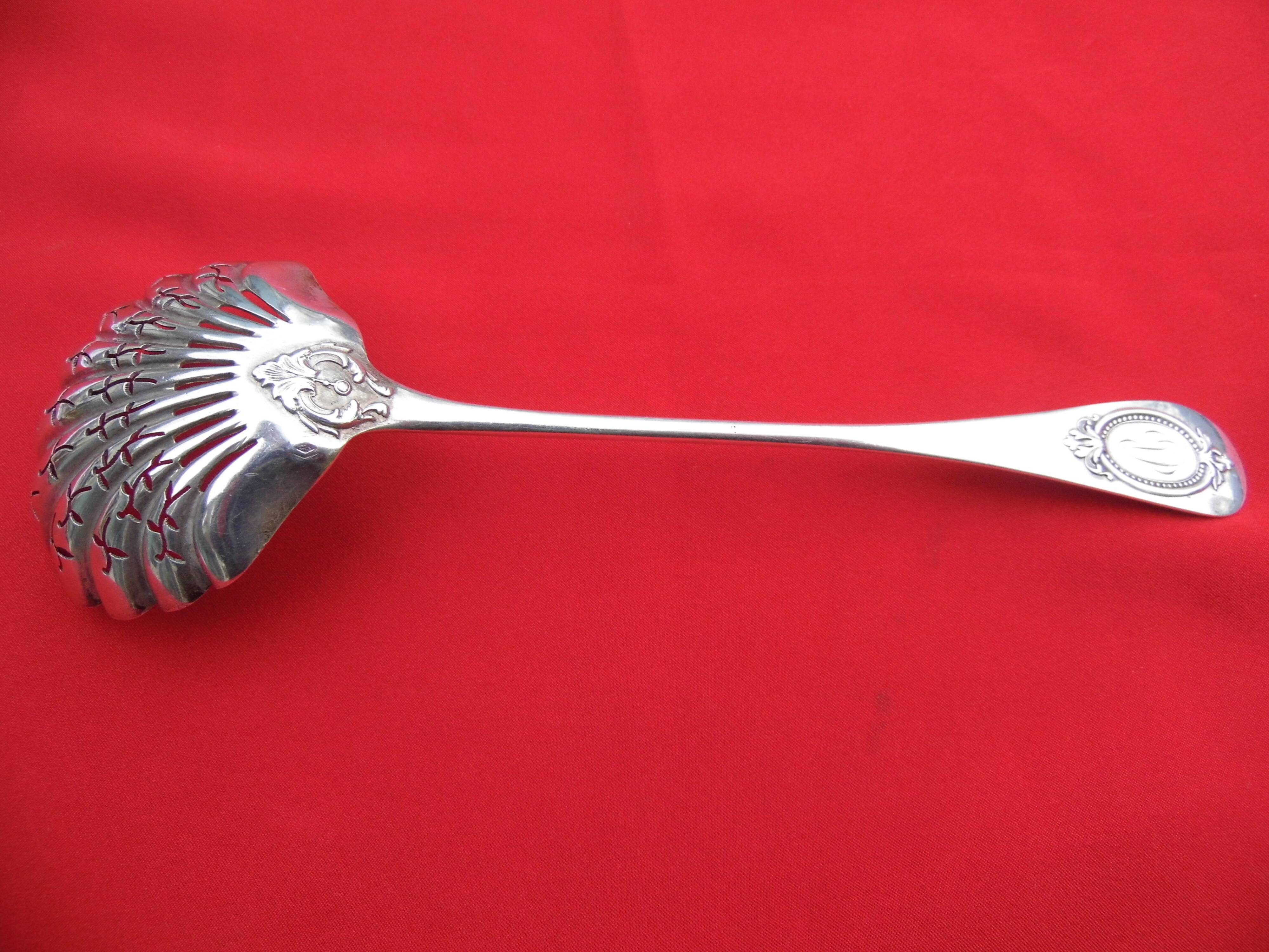 Spoon, spoon to sprinkle, sprinkler, sugar spoon, nineteenth century solid silver