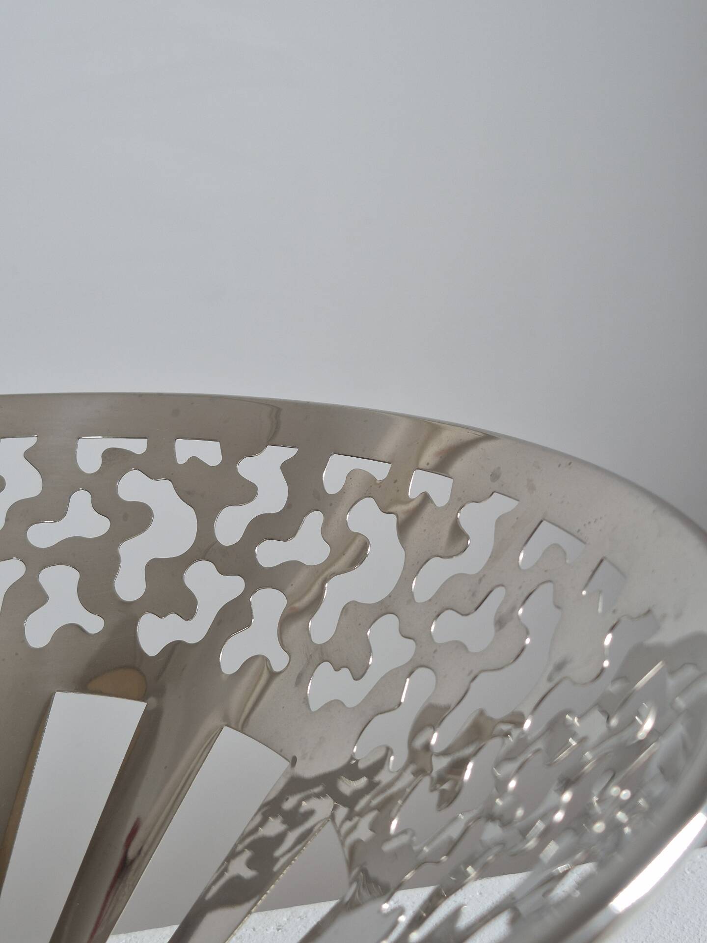 Vintage postmodern fruit bowl by George Sowden for Bodum.