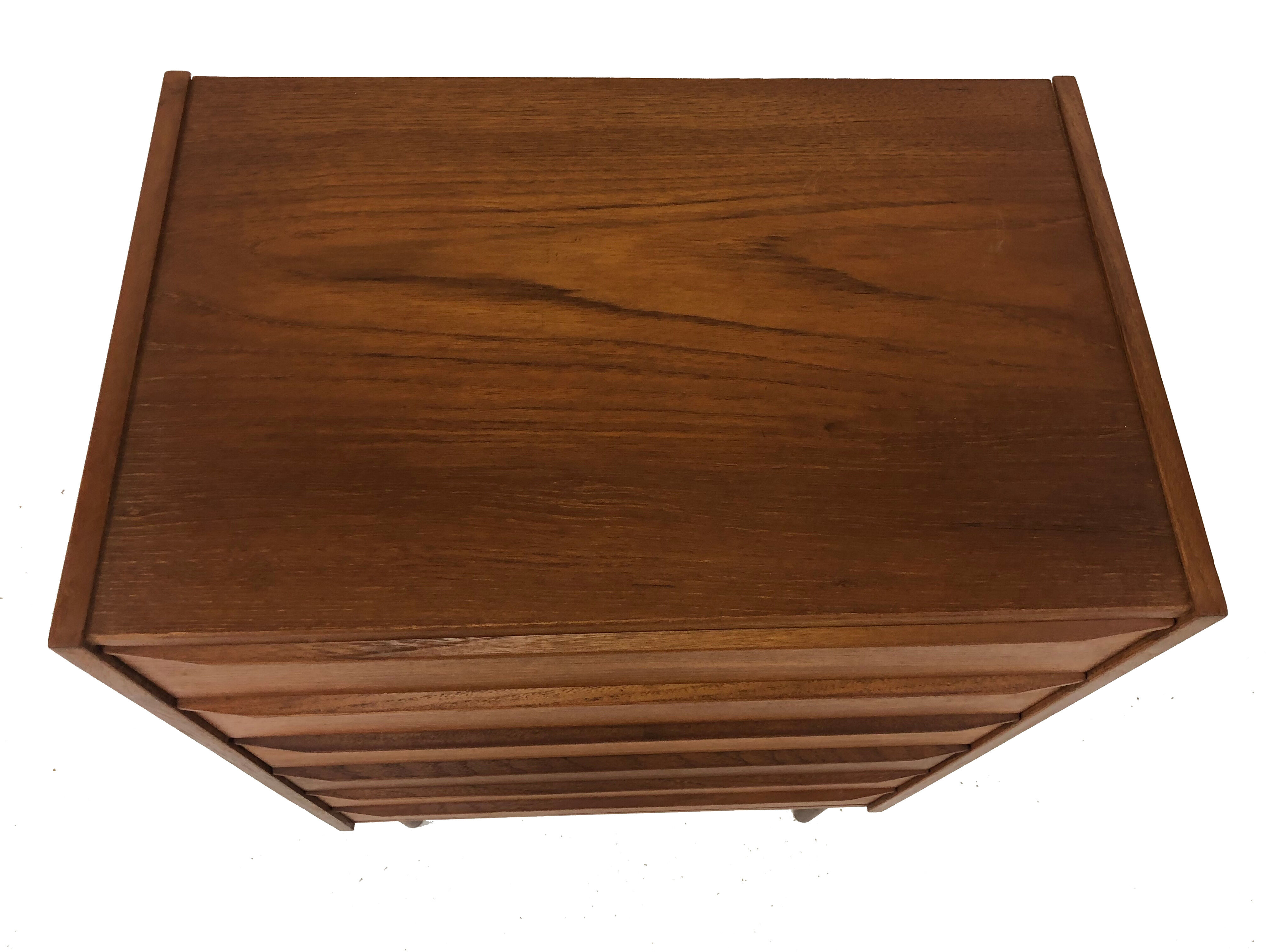 Commode danoise  en teck