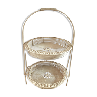 Two-piece removable basket