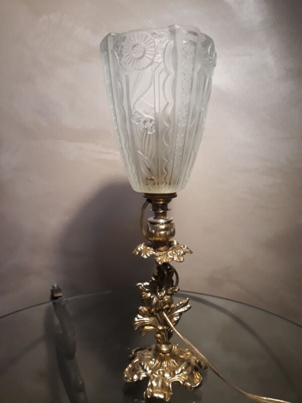 Lampe bronze  art nouveau tulipe pressé du style muller degue schneider 32x10 art deco