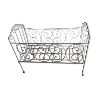 Wrought iron bed