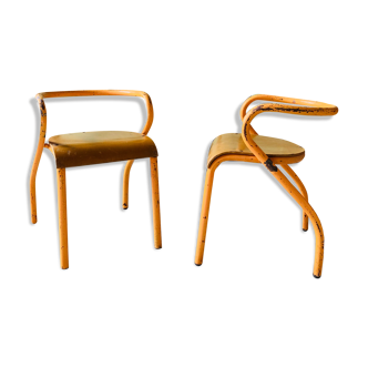 Lot de 2 chaises oranges enfant de Jacques Hitier en bois & métal