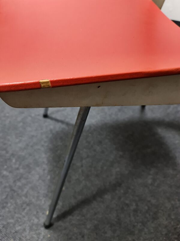 Quatre chaises de cuisine vintage des années 50