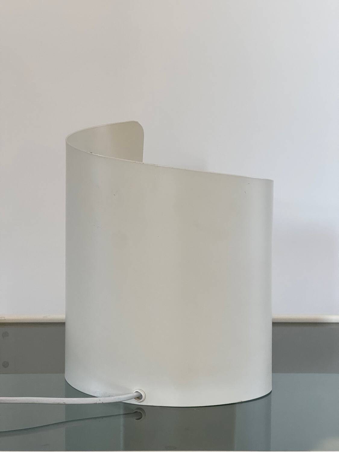 Tessa postmodern design lamp in lacquered metal, Brilliant Leuchten edition, 80s