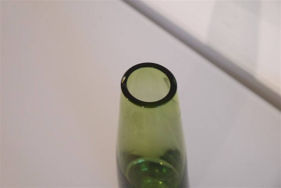 Vase vintage scandinave en verre 1960