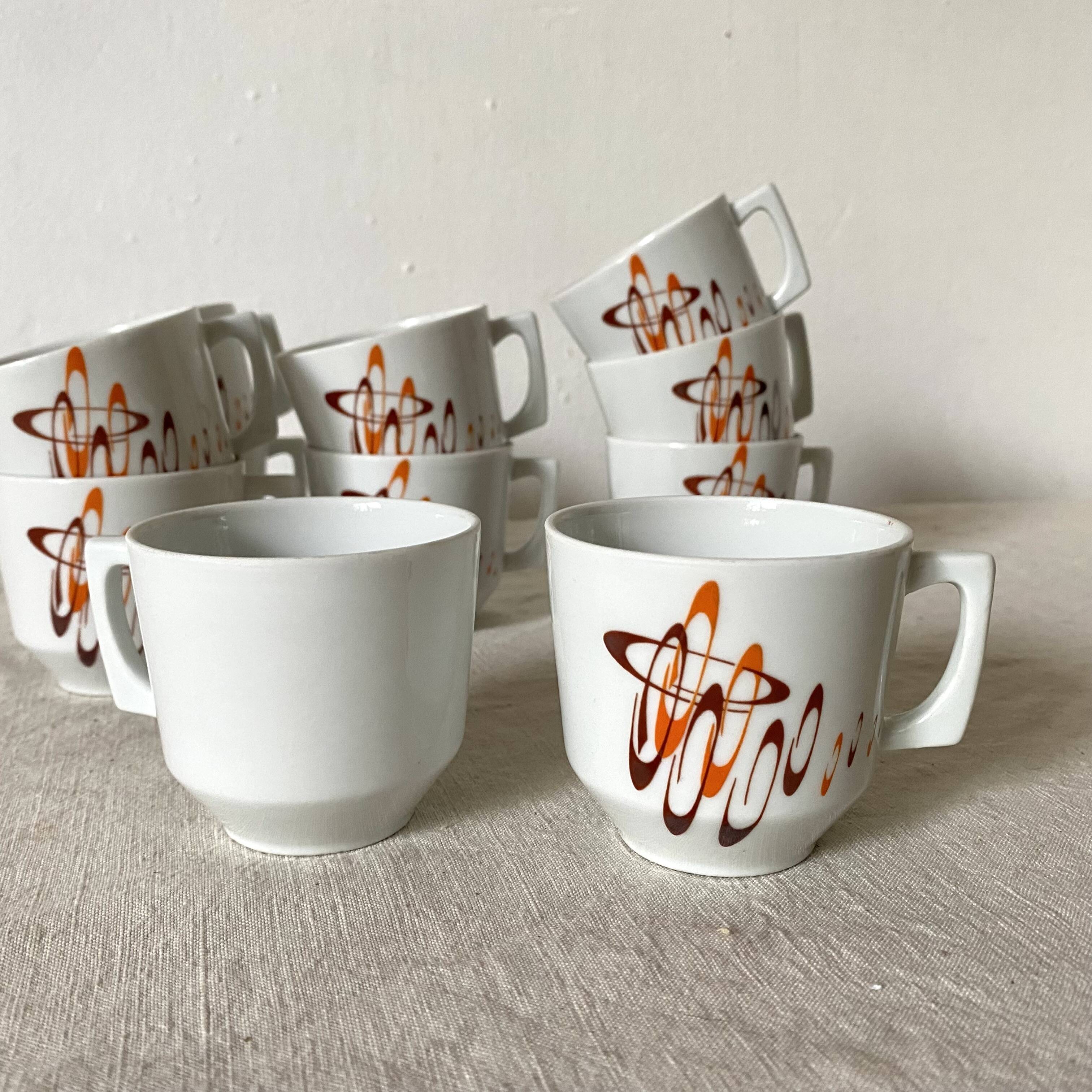 Tasses à café en porcelaine , années 70