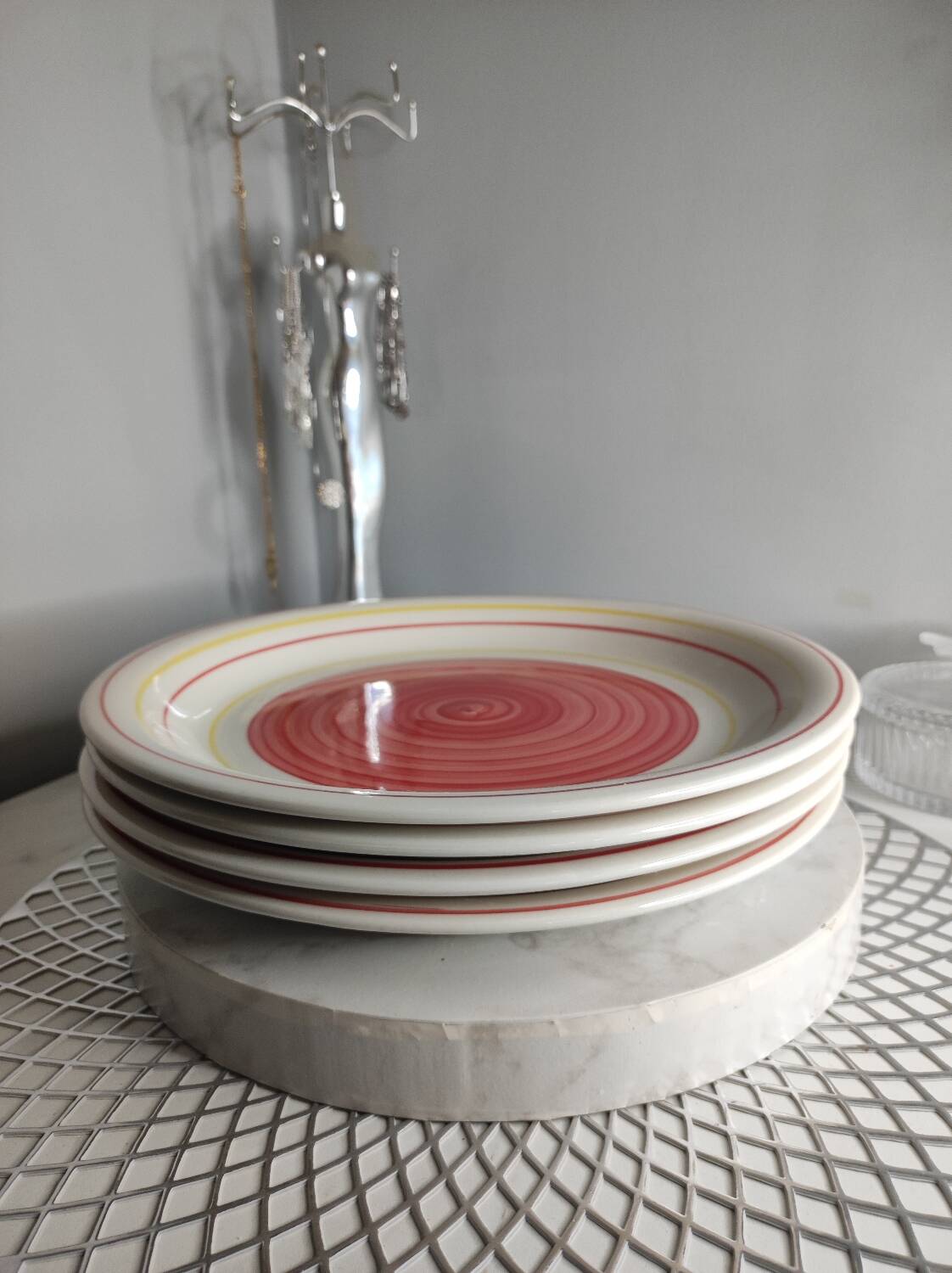 Colorful swirl dinner plates