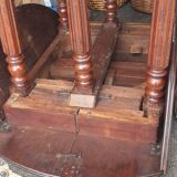 Louis Philippe 6-leg extendable table