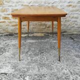Modular table width and height