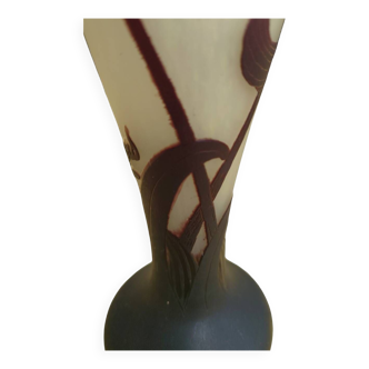 Acid-etched Austrian cameo glass vase signed Richard 1900