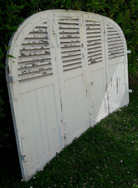 Curved shutters oak and fir H156xL245