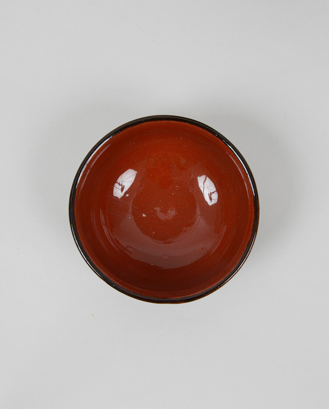 Enamelled ceramic bowls