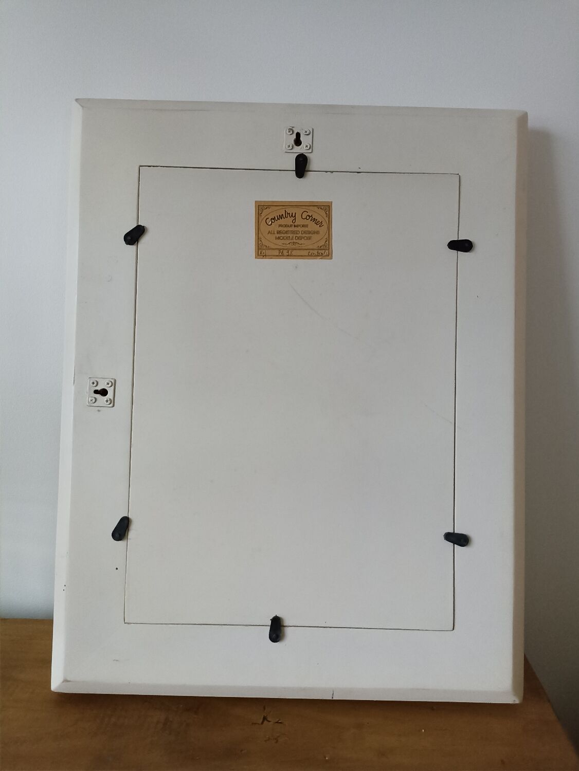 Mirror country corner