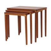 3 tables gigognes danoises en teck, années 1970