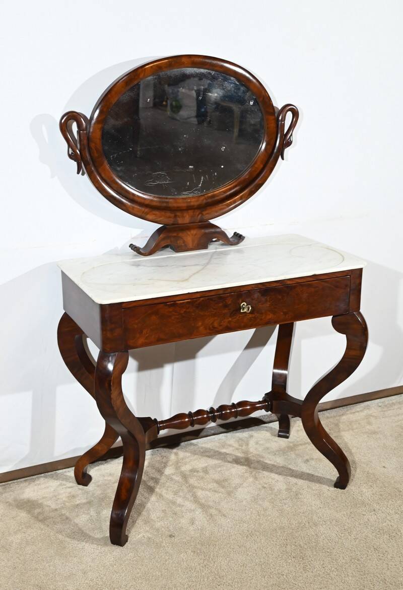 Burl Mahogany Dressing Table, Restoration Period – Early 19th Century